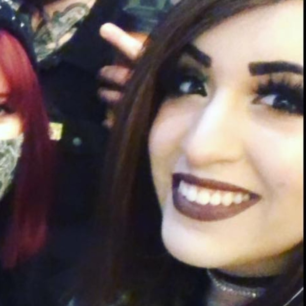 Meet your Posher, Tina